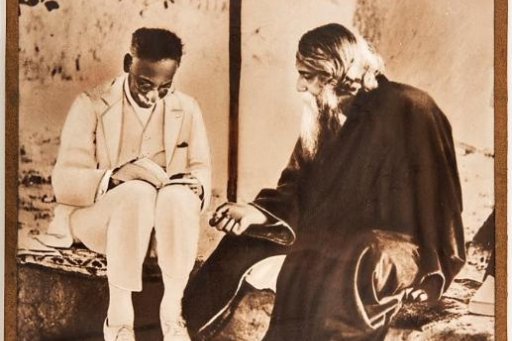 Sylvain Lévi et Rabindranath Tagore à Santiniketan, novembre 1921 - mars 1922, photographie, tirage papier