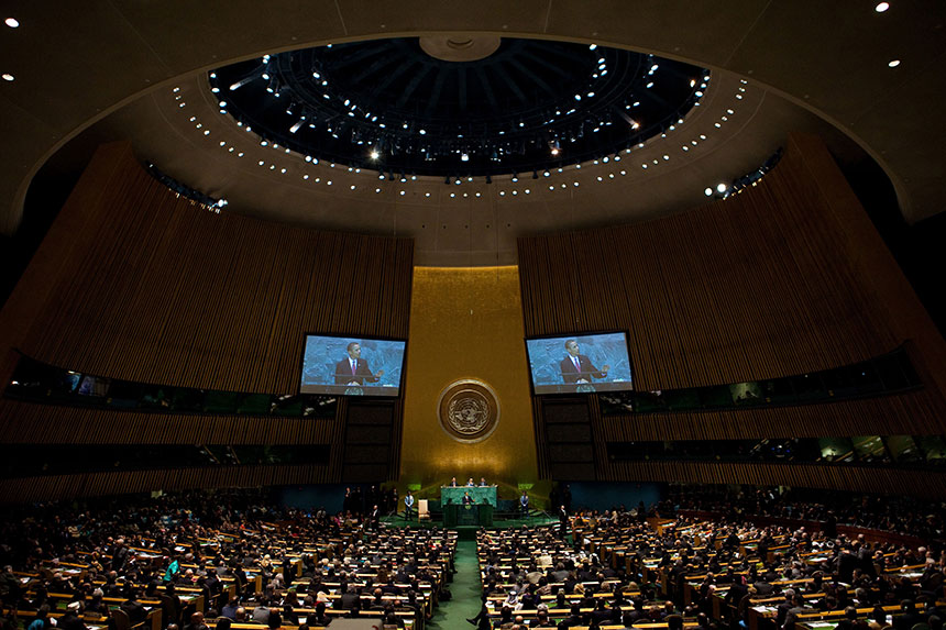 Le président Barack Obama fait un discours à l'Assemblée générale des Nations unies, au siège de l'ONU à New York, le 23 septembre 2009.