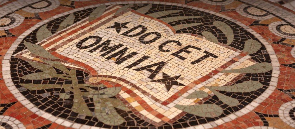 Mosaïque Docet Omnia