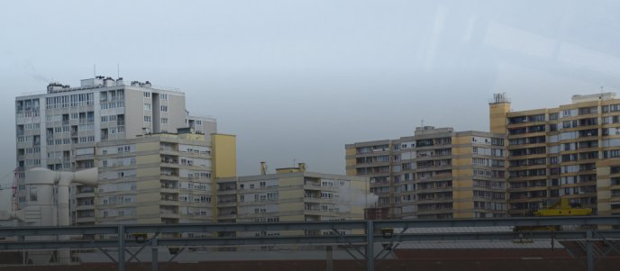 Vue large d'immeubles d'habitation