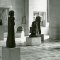 La salle des Gudea dans la Galerie d’Angoulême à partir de 1947 © MdL / Département des Antiquités orientales