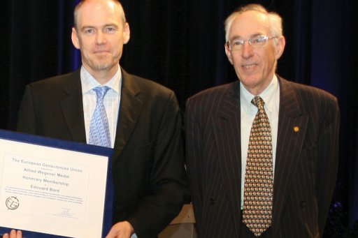 Prof. Edouard Bard receives the Alfred Wegener Medal