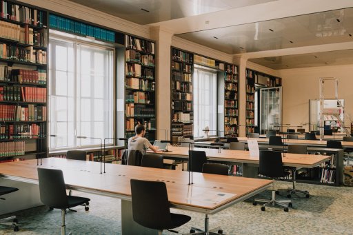 Bibliothèque Proche-Orient ancien - Salle de lecture bât B 3è étage