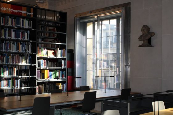 Salle de lecture de la Bibliothèque Proche-Orient ancien