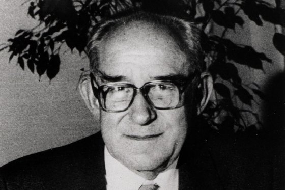 André Bareau