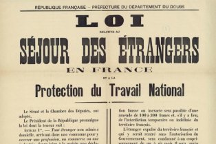 Loi relative au séjour des étrangers en France et à la Protection du Travail National Fait à Fontainebleau, le 8 août 1893.