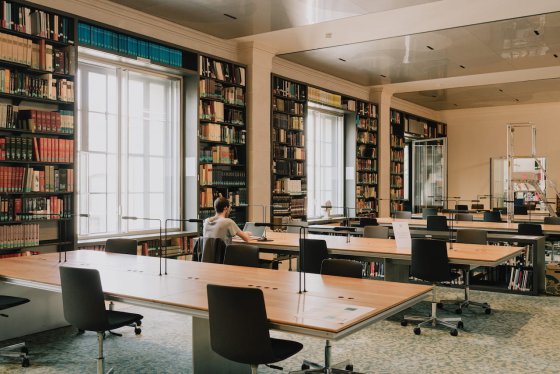 Bibliothèque Proche-Orient ancien - Salle de lecture bât B 3è étage