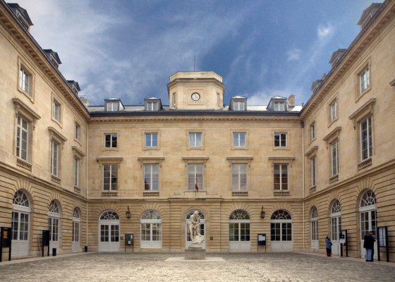 Cour d'honneur du Collège de France
