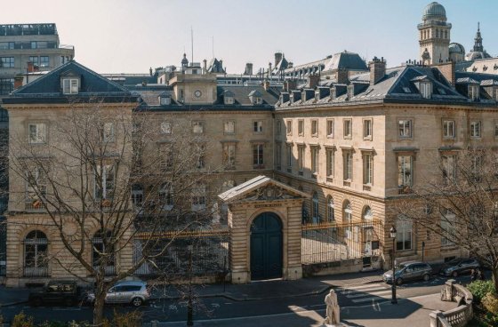 View of the Collège de France facade