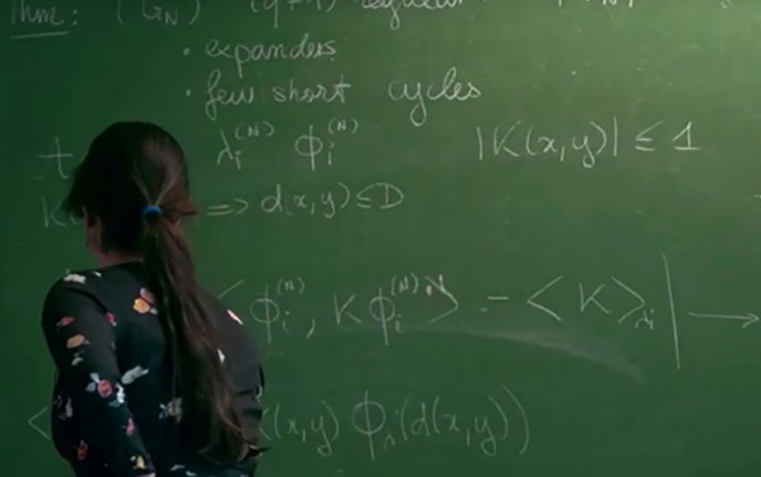 Screenshot of video of a lecture given by Prof. Anantharaman (©Carmin.tv)