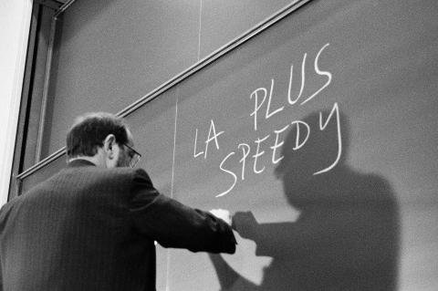 Umberto Eco (The speediest pizza)