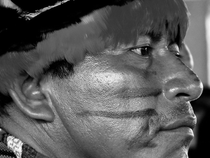 Black and white photo of Aurelio Chino Dahua, President of FEDIQUEP Pastaza in Peru