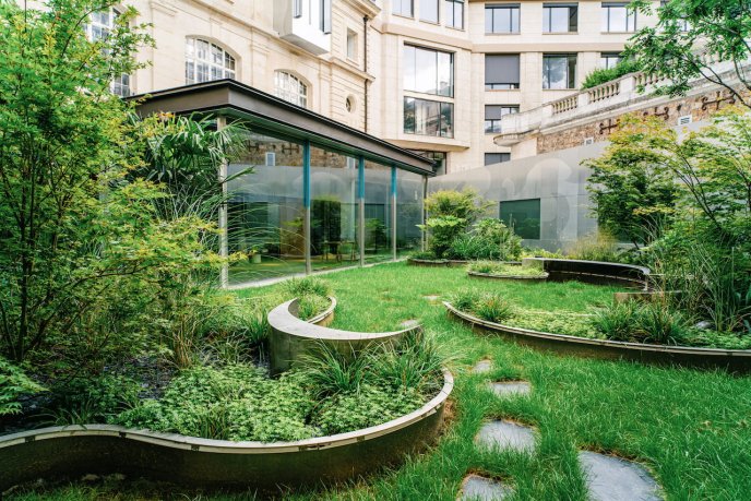 Cour intérieure de l'Institut des civilisations.