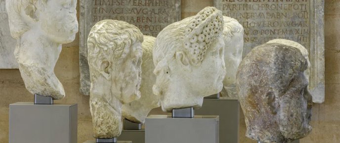 Display the full size picture: Têtes de statues de la Rome antique