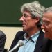 Claude Cohen-Tannoudji, David J. Wineland et Serge Haroche lors d'une conférence pour le prix nobel 2012